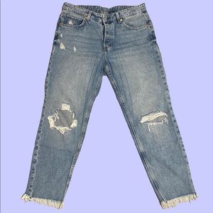 low-waisted boyfriend jeans
